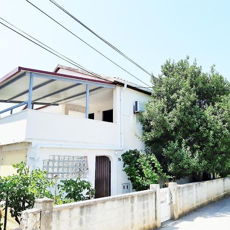 Dalmatino Apartmani Vir Exterior photo