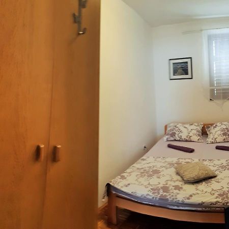 Dalmatino Apartmani Vir Exterior photo