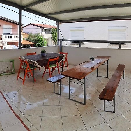 Dalmatino Apartmani Vir Exterior photo