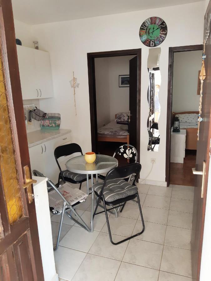 Dalmatino Apartmani Vir Exterior photo