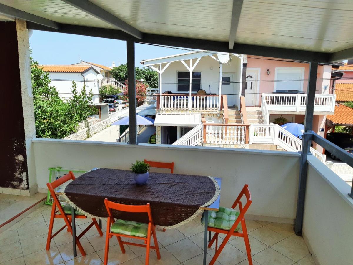 Dalmatino Apartmani Vir Exterior photo