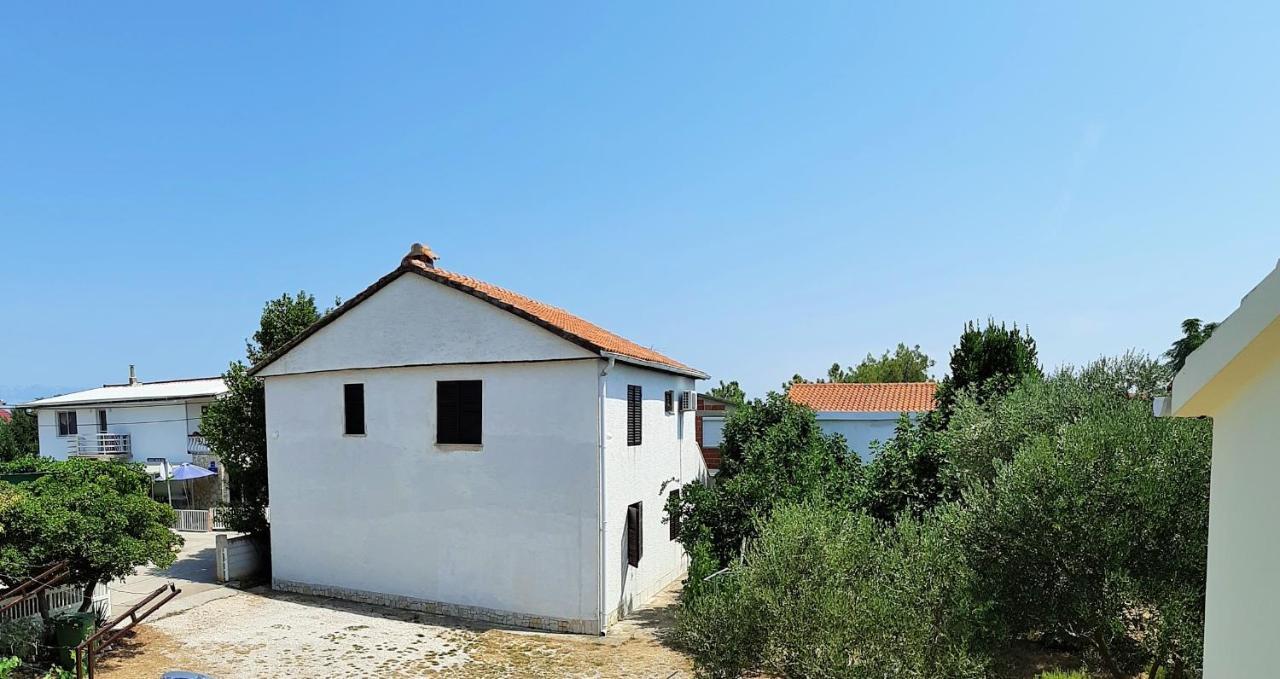 Dalmatino Apartmani Vir Exterior photo