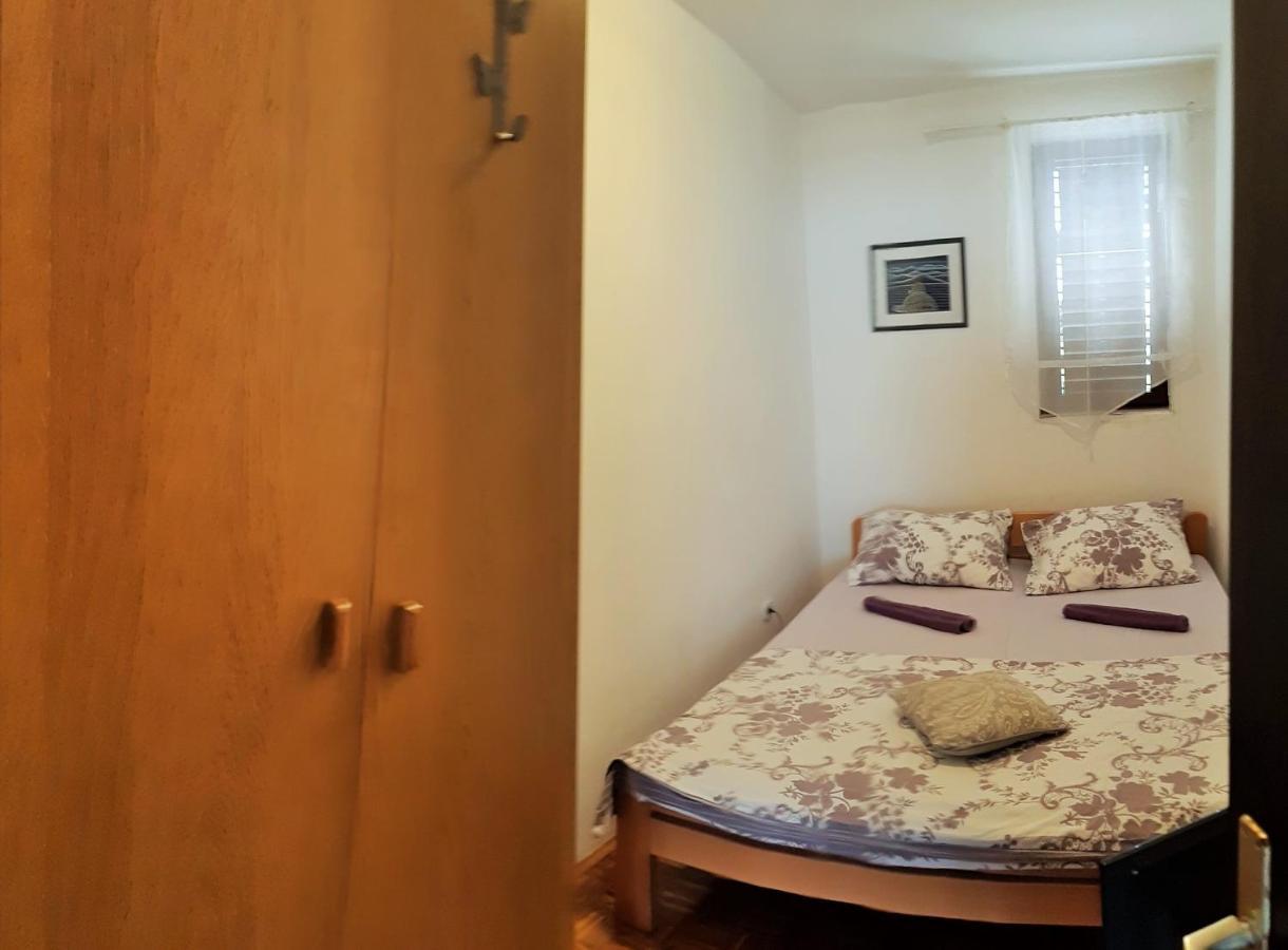 Dalmatino Apartmani Vir Exterior photo