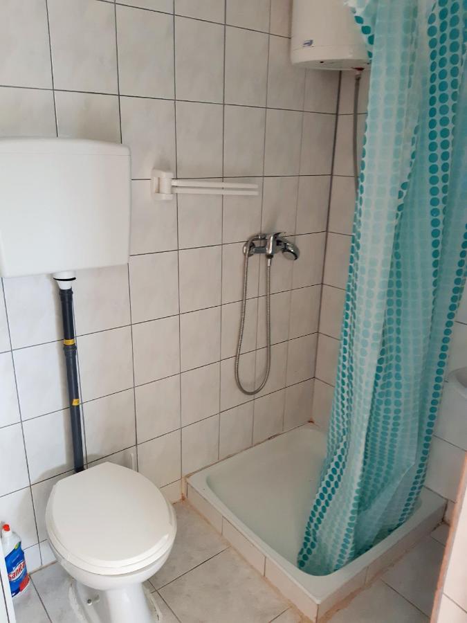 Dalmatino Apartmani Vir Exterior photo