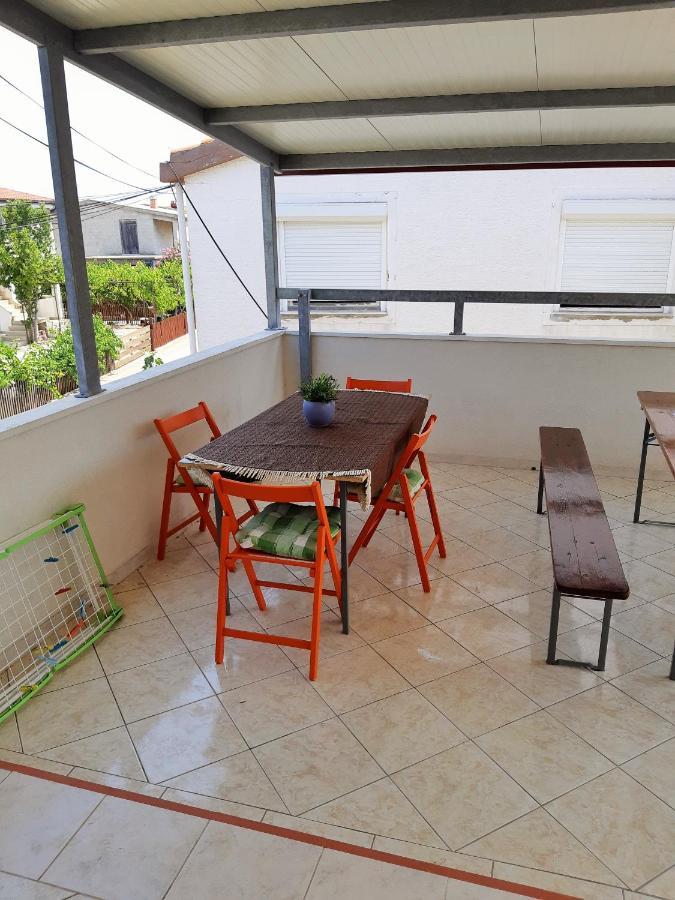 Dalmatino Apartmani Vir Exterior photo